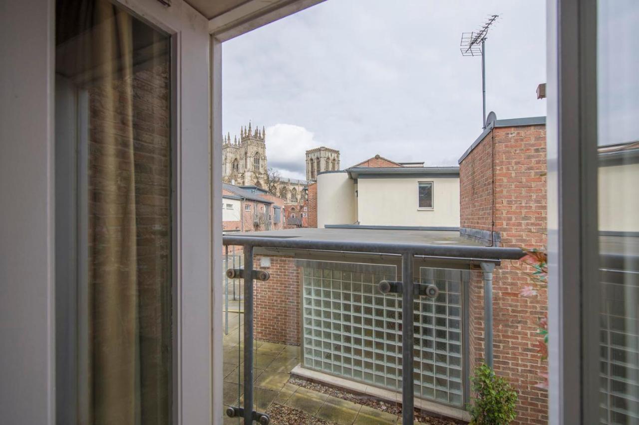 St Helen'S House With Minster Views York Exterior foto