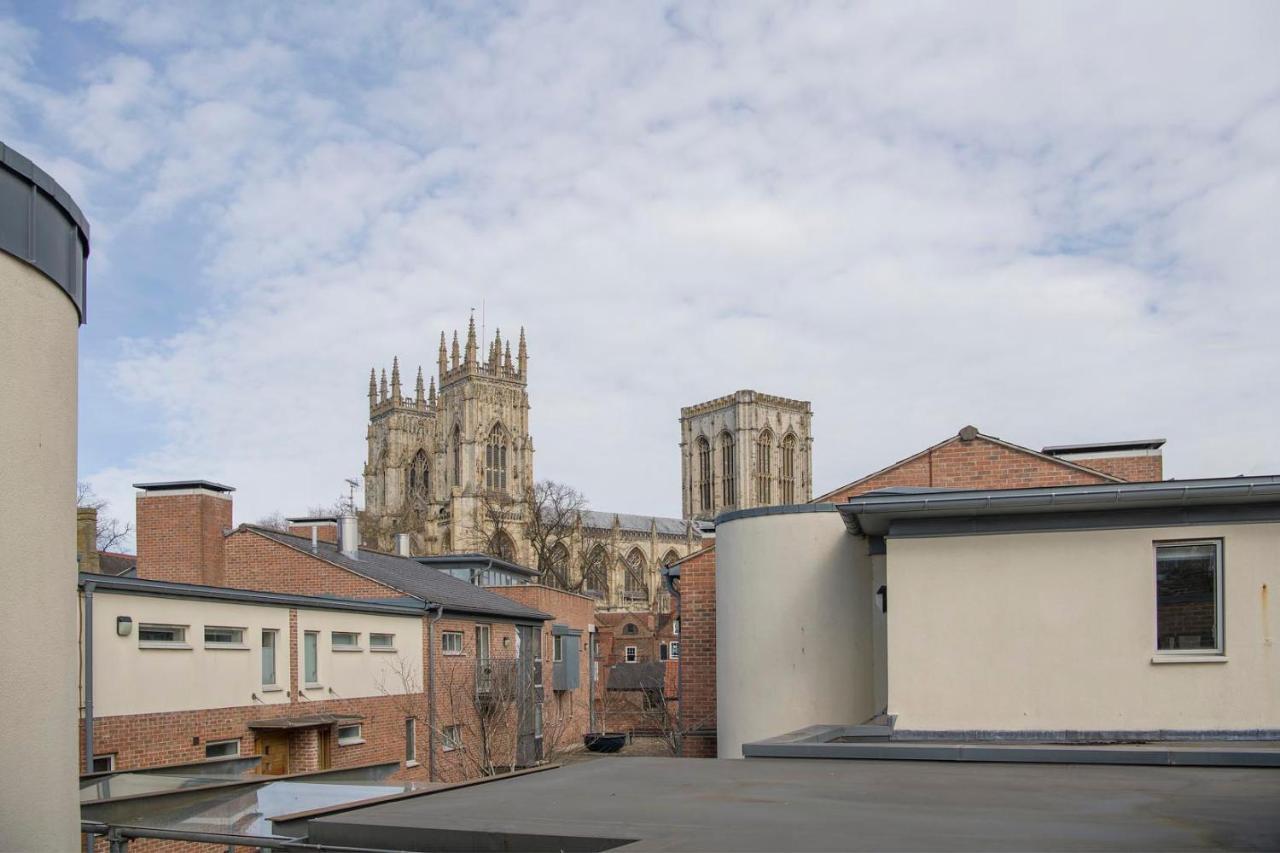 St Helen'S House With Minster Views York Exterior foto